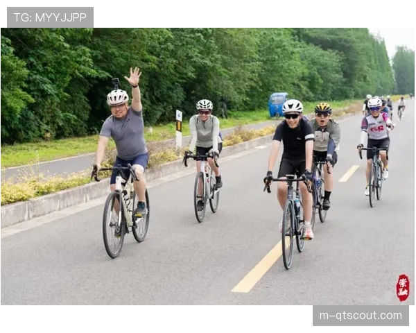 环崇明岛自行车骑游大会4月18-19日举行,千名骑友参与休闲骑行活动 环崇明岛自行车骑游大会4月18-19日举行,千名骑友参与休闲骑行活动